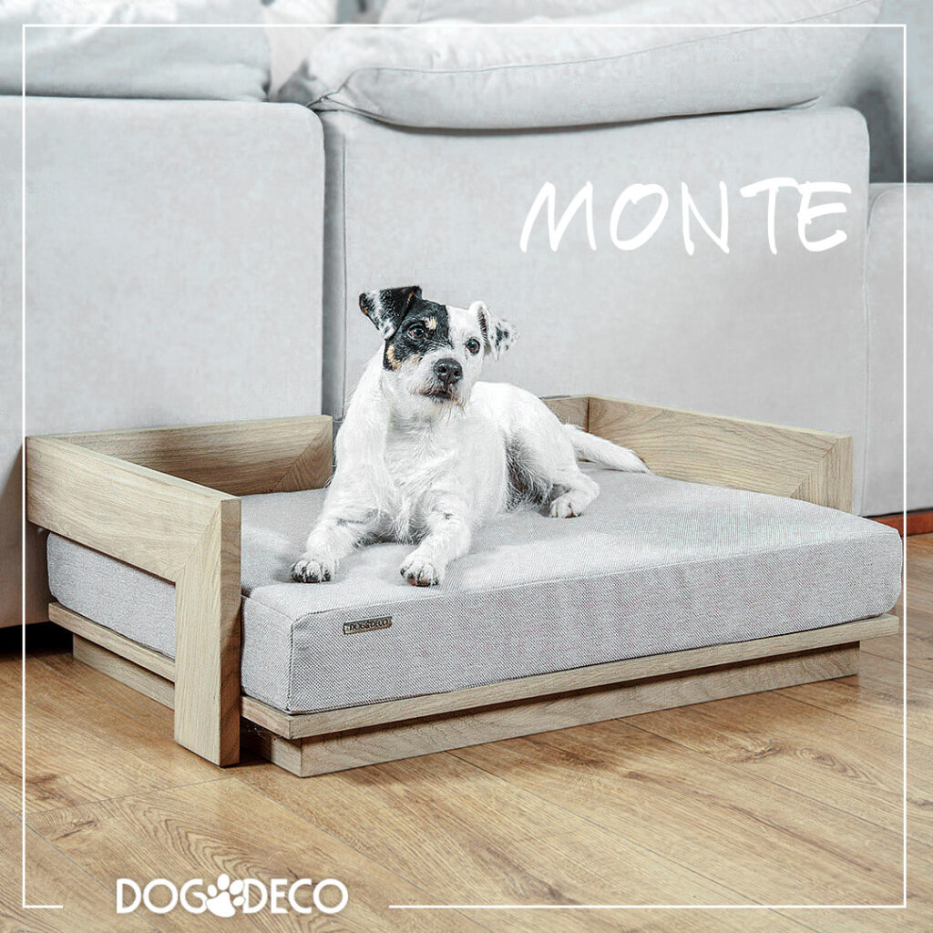 Designerskie legowisko dla psa Monte z naturalnego drewna dębowego.